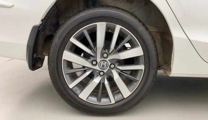 2022 Honda City 1.5L I-VTEC ZX CVT, Petrol, Automatic, 9,029 km, Right Rear Wheel