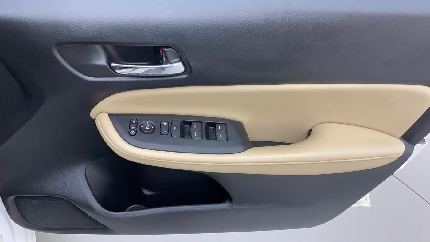 2022 Honda City 1.5L I-VTEC ZX CVT, Petrol, Automatic, 9,029 km, Driver Side Door Panels Control