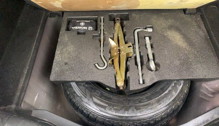 2016 Honda Jazz 1.2L I-VTEC V AT, Petrol, Automatic, 42,478 km, Spare Tyre