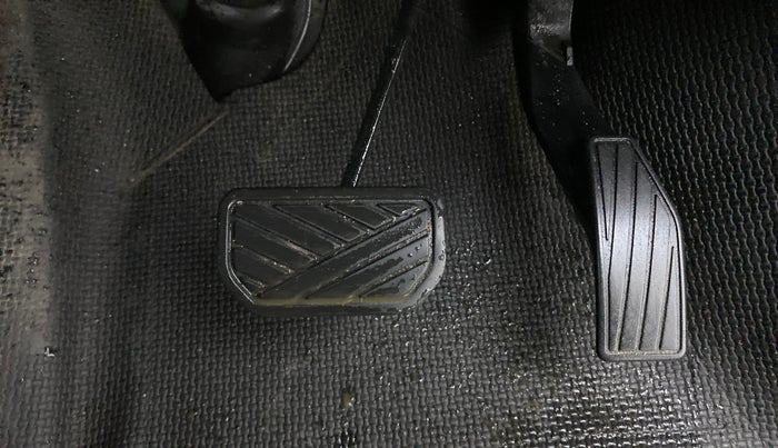 2019 Maruti IGNIS ALPHA 1.2 AMT, Petrol, Automatic, 55,170 km, Pedals