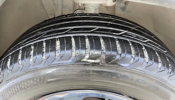 2018 Jeep Compass SPORT 1.4 PETROL, Petrol, Manual, 1,03,341 km, Right Front Tyre Tread