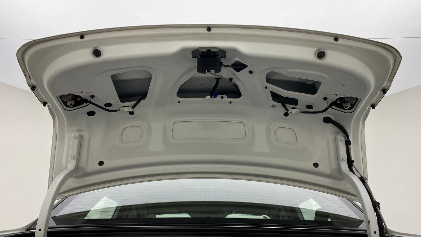 2018 Hyundai Xcent SX 1.2, Petrol, Manual, 38,601 km, Boot Door Open