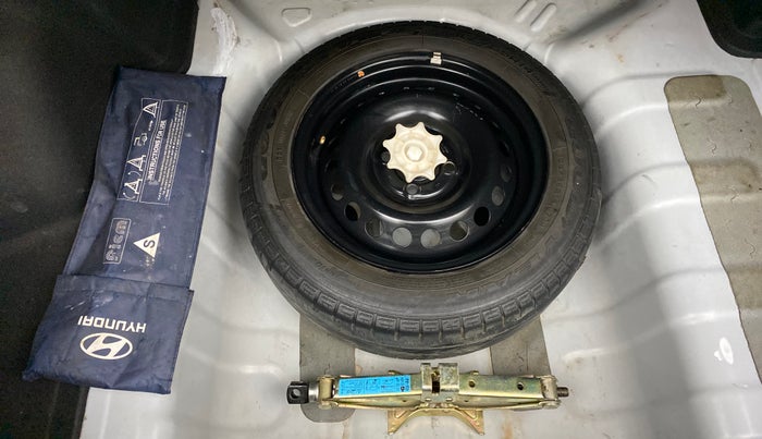 2018 Hyundai Xcent SX 1.2, Petrol, Manual, 38,601 km, Spare Tyre