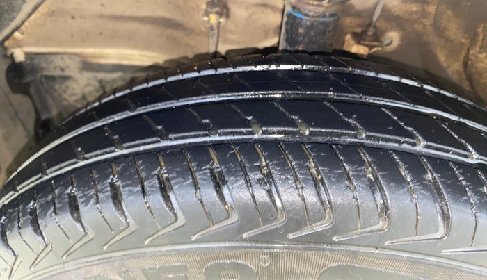 2023 Maruti Alto K10 VXI CNG, CNG, Manual, 26,080 km, Left Front Tyre Tread