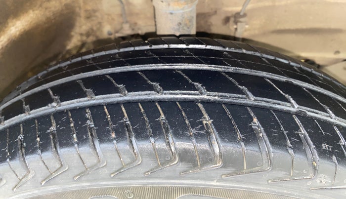 2023 Maruti Alto K10 VXI CNG, CNG, Manual, 26,080 km, Right Front Tyre Tread