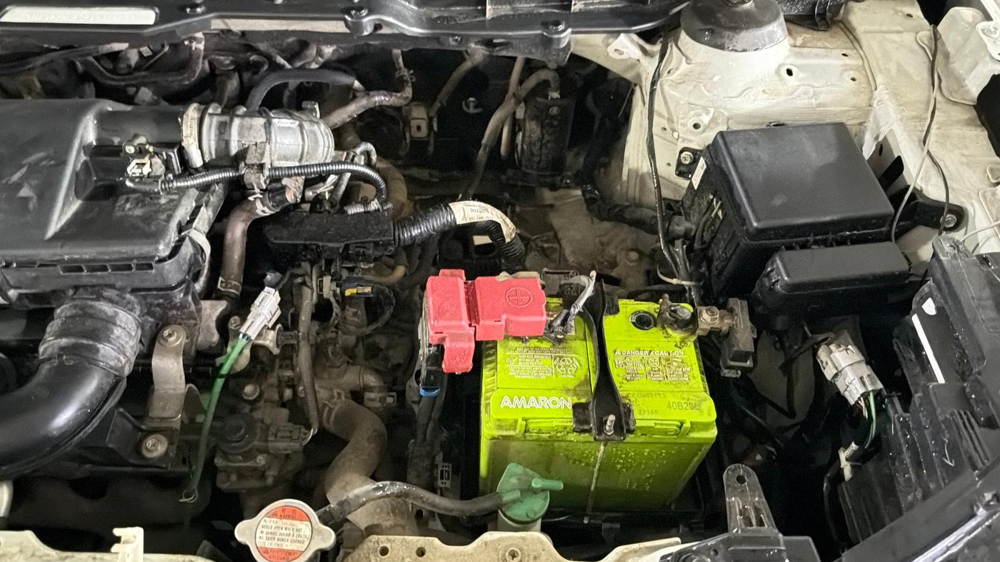 2023 Maruti BREZZA LXI SMART HYBRID, Petrol, Manual, 41,844 km, Engine View - Left