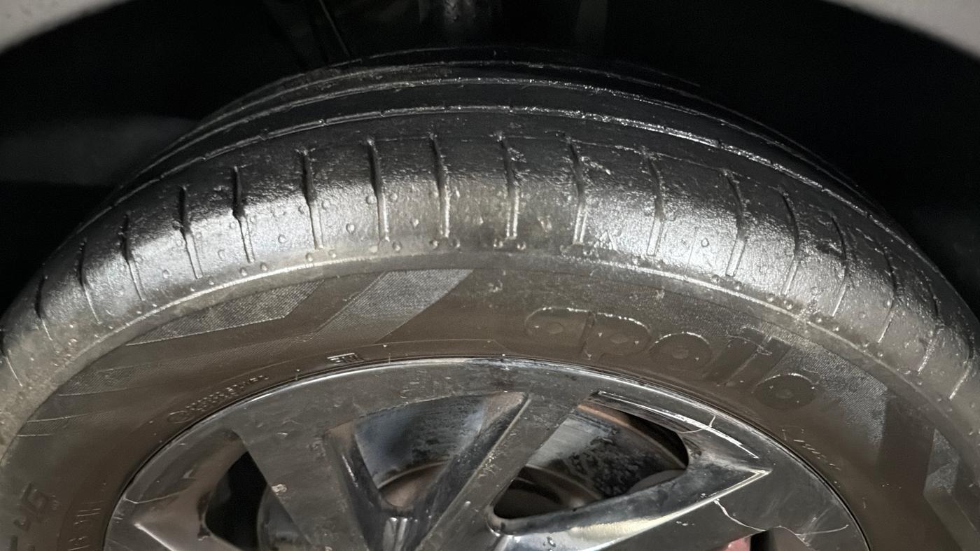 2023 Volkswagen VIRTUS GT PLUS TSI 1.5 EVO DSG, Petrol, Automatic, 75,567 km, Right Front Tyre Tread