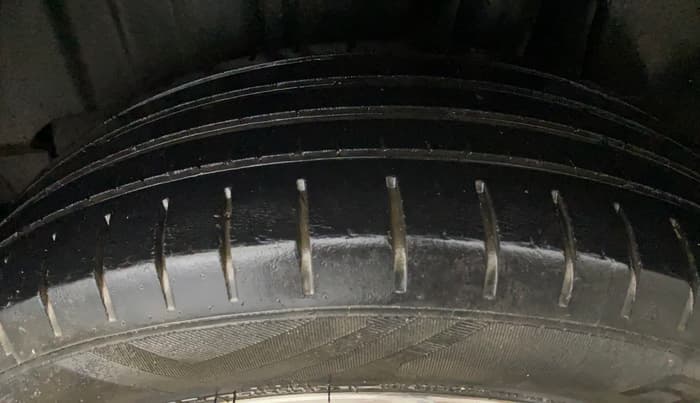 2022 Maruti Baleno ALPHA PETROL 1.2, Petrol, Manual, 71,094 km, Left Rear Tyre Tread