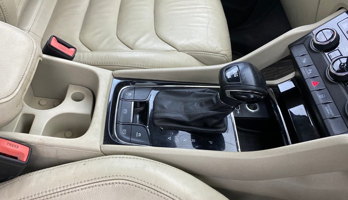 2018 Skoda Kodiaq STYLE 2.0 TDI 4X4 AT, Diesel, Automatic, 98,316 km, Gear Lever