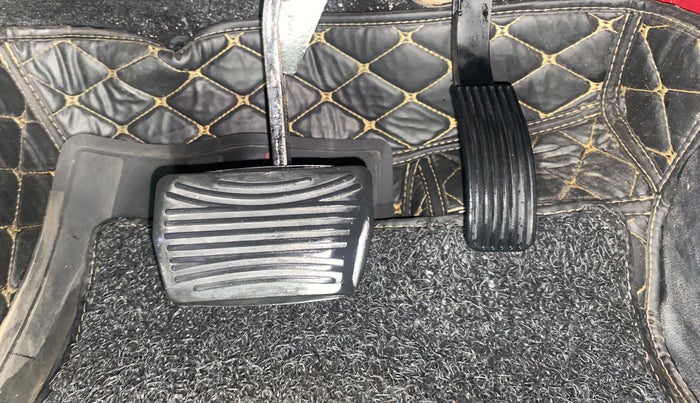 2021 Mahindra Thar LX  P 4WD AT CONVERTIBLE, Petrol, Automatic, 34,806 km, Pedals