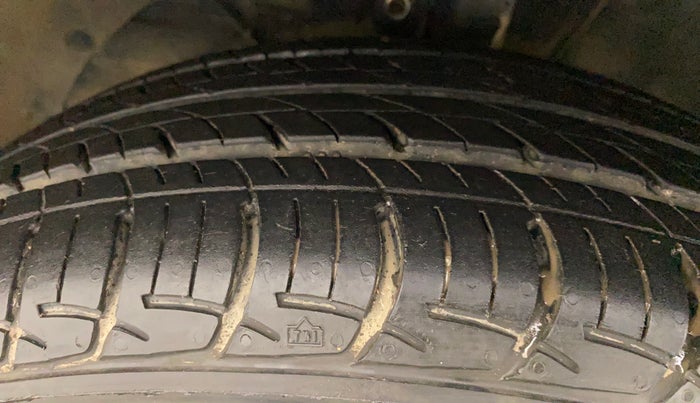 2017 Maruti Baleno DELTA CVT PETROL 1.2, Petrol, Automatic, 8,899 km, Left Front Tyre Tread