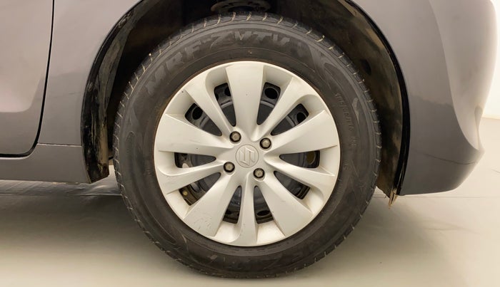 2017 Maruti Baleno DELTA CVT PETROL 1.2, Petrol, Automatic, 8,899 km, Right Front Wheel