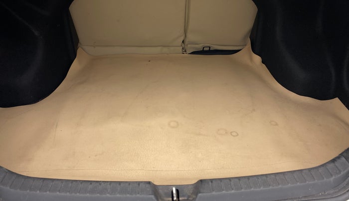2020 Toyota YARIS G MT, Petrol, Manual, 32,953 km, Boot Inside