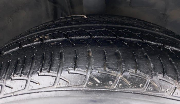 2020 Toyota YARIS G MT, Petrol, Manual, 32,953 km, Right Front Tyre Tread