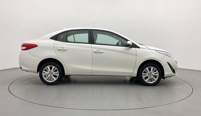 2020 Toyota YARIS G MT, Petrol, Manual, 32,953 km, Right Side View