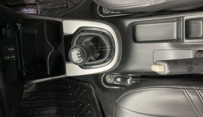 2020 Honda WR-V 1.2L I-VTEC VX MT, Petrol, Manual, 1,11,392 km, Gear Lever