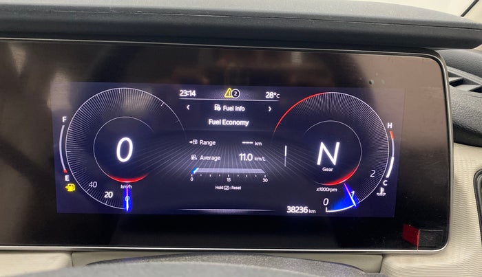 2022 Mahindra XUV700 AX 5 P MT 7 STR, Petrol, Manual, 38,236 km, Odometer Image