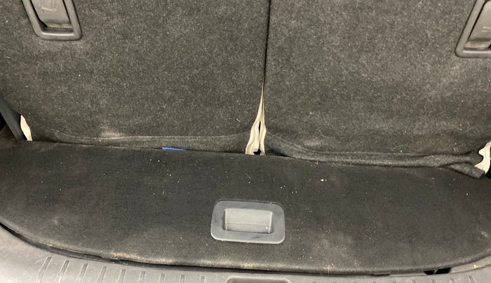 2022 Mahindra XUV700 AX 5 P MT 7 STR, Petrol, Manual, 38,236 km, Boot Inside