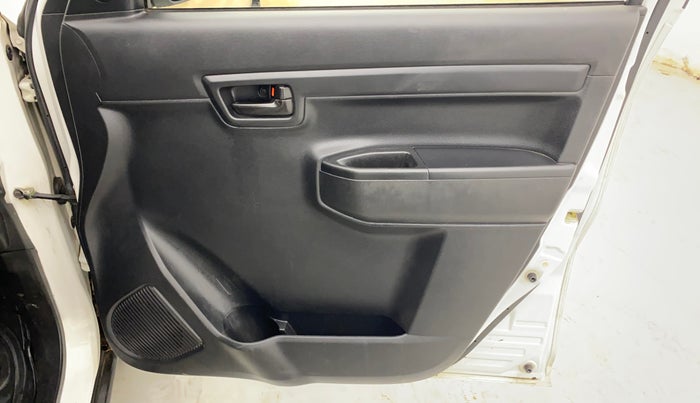 2021 Maruti S PRESSO VXI+, Petrol, Manual, 54,098 km, Driver Side Door Panels Control