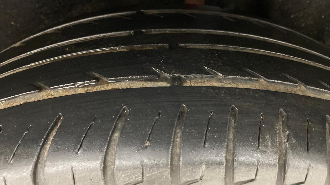 2019 Ford Ecosport TITANIUM 1.5L DIESEL, Diesel, Manual, 40,849 km, Left Rear Tyre Tread
