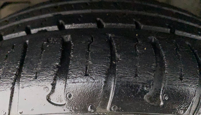 2019 Tata TIAGO NRG PETROL, Petrol, Manual, 32,616 km, Left Front Tyre Tread