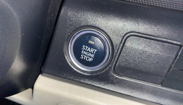 2023 Tata ALTROZ XZ PLUS PETROL, Petrol, Manual, 10,449 km, Keyless Start/ Stop Button