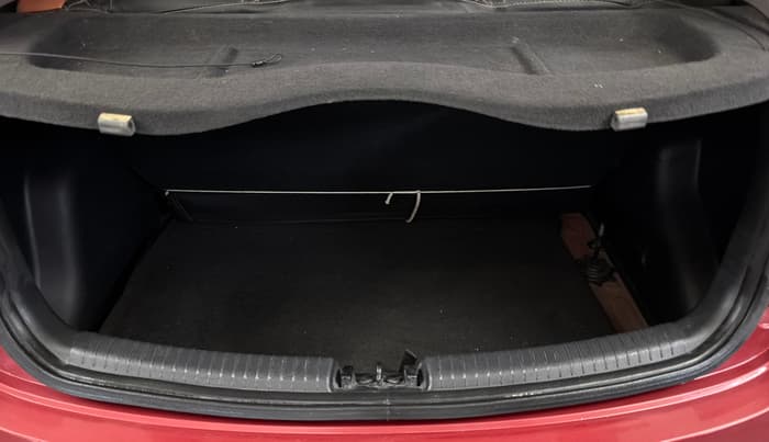 2017 Hyundai Grand i10 SPORTZ (O) 1.2 KAPPA VTVT, Petrol, Manual, 51,734 km, Boot Inside