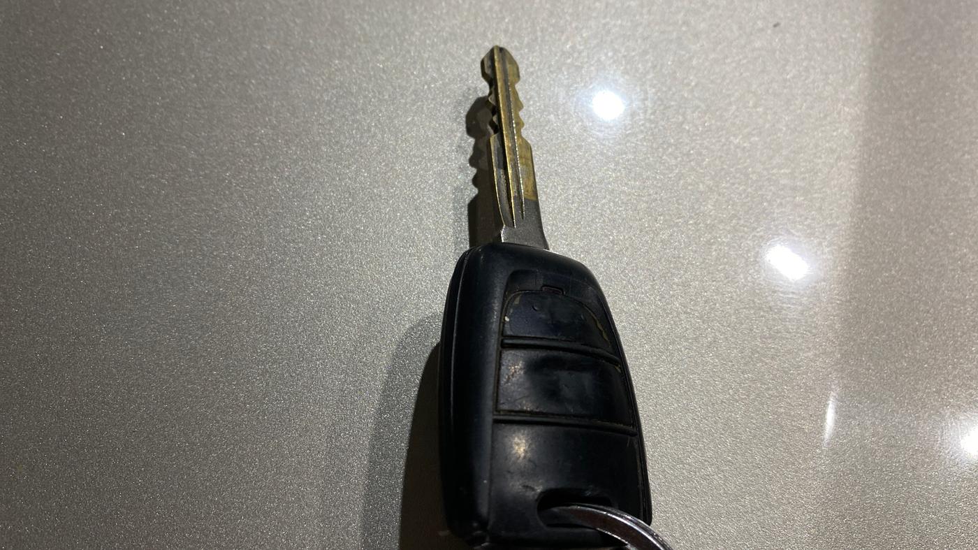 2021 Hyundai NEW SANTRO SPORTZ AMT, Petrol, Automatic, 28,858 km, Key Close Up