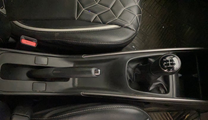 2019 Maruti Baleno DELTA PETROL 1.2, Petrol, Manual, 95,665 km, Gear Lever