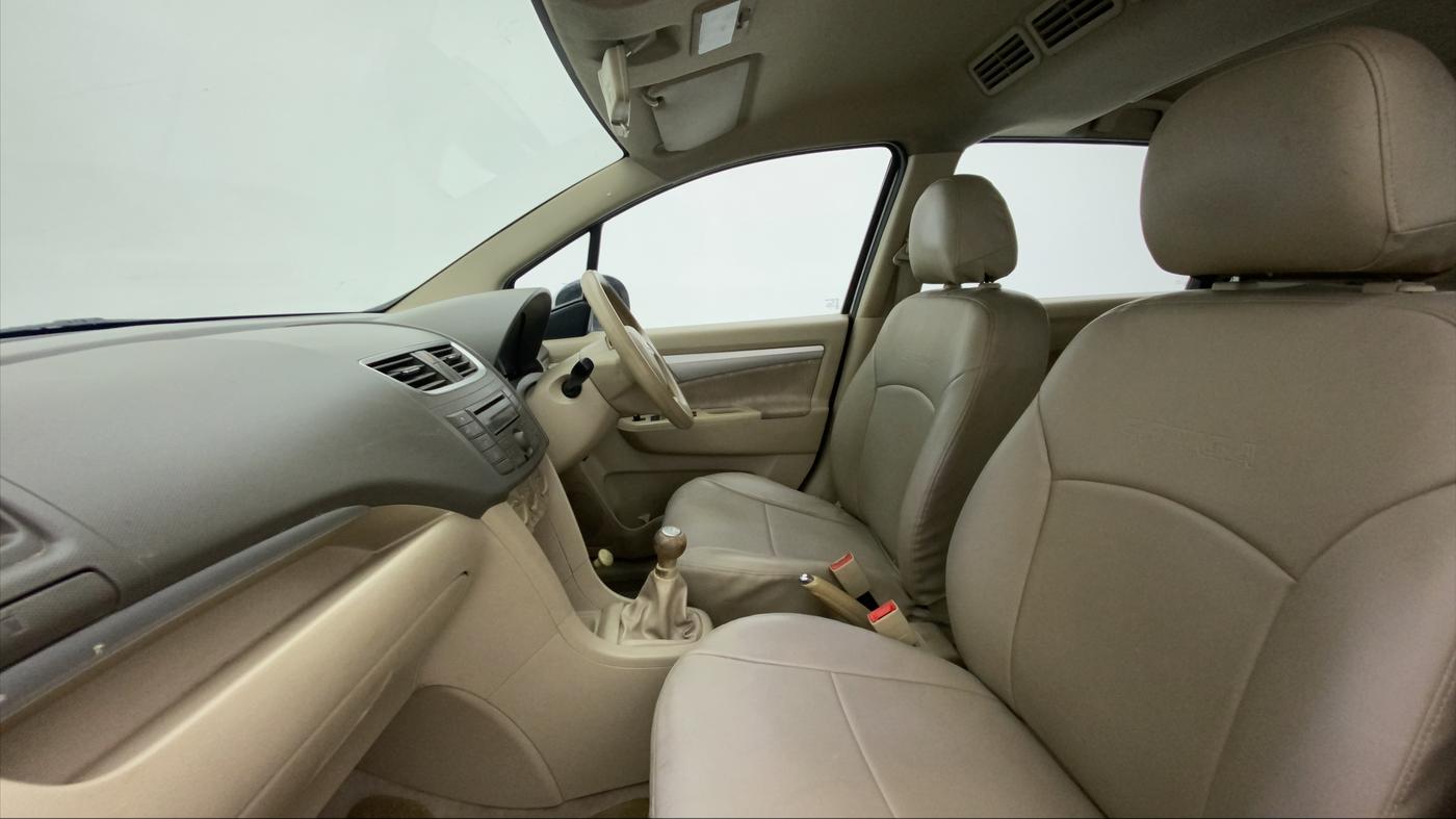 2012 Maruti Ertiga VXI, Petrol, Manual, 59,846 km, Right Side Front Door Cabin