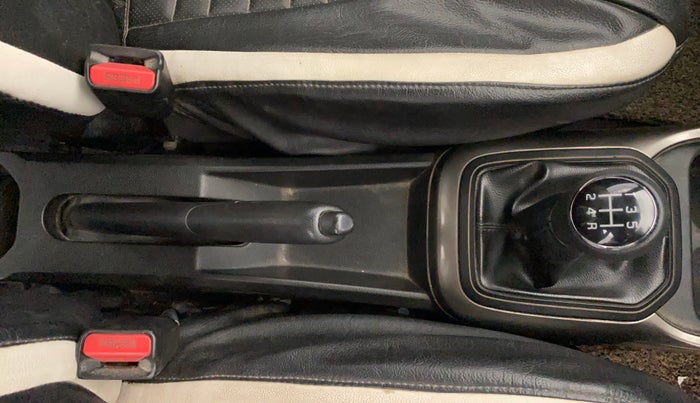 2018 Maruti IGNIS SIGMA 1.2, Petrol, Manual, 73,120 km, Gear Lever