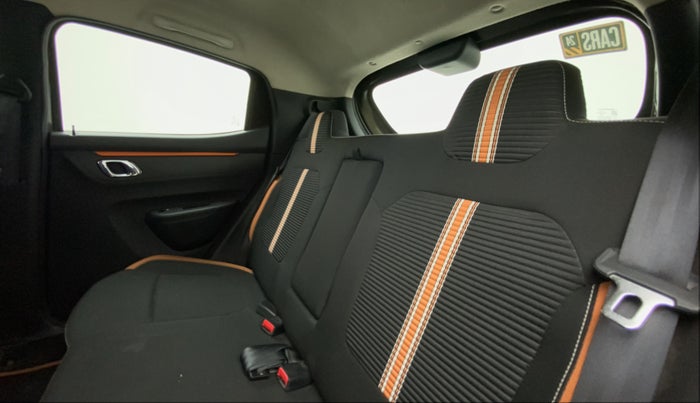 2020 Renault Kwid CLIMBER 1.0 (O), Petrol, Manual, 29,495 km, Right Side Rear Door Cabin
