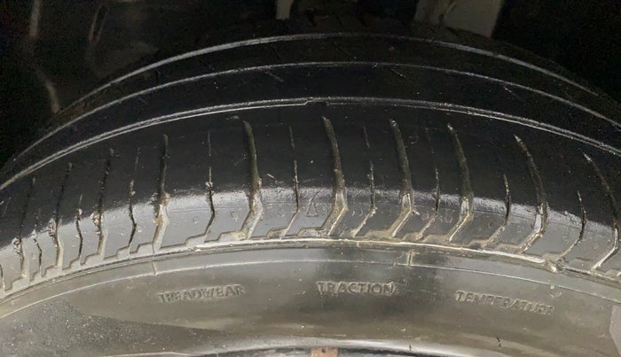 2023 Tata PUNCH ADVENTURE MT, Petrol, Manual, 43,155 km, Left Front Tyre Tread