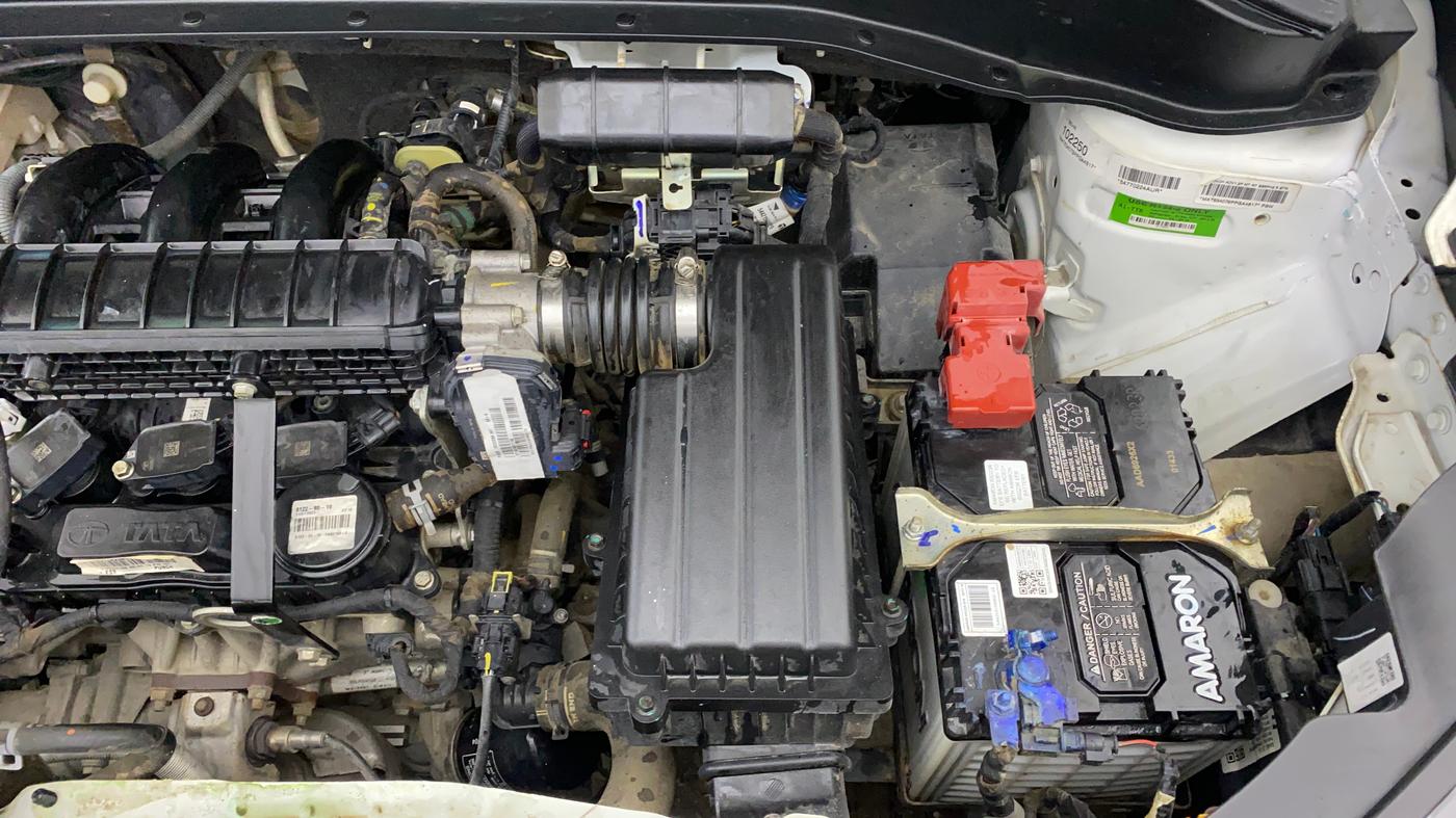 2023 Tata PUNCH ADVENTURE MT, Petrol, Manual, 43,155 km, Engine View - Left