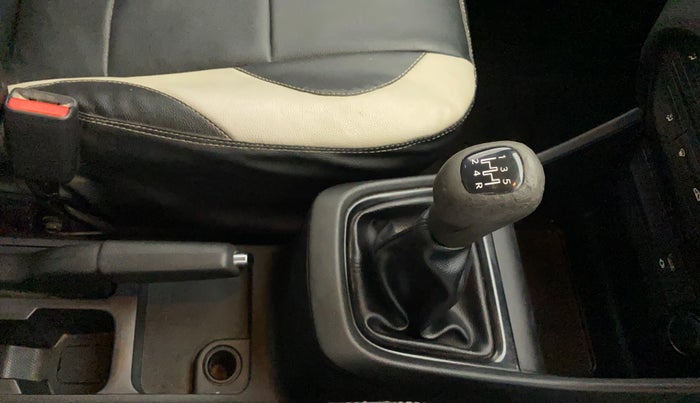 2023 Tata PUNCH ADVENTURE MT, Petrol, Manual, 43,155 km, Gear Lever