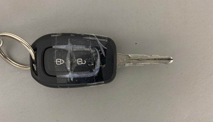 2020 Renault Duster RXZ 1.5 PETROL MT, Petrol, Manual, 24,555 km, Key Close Up