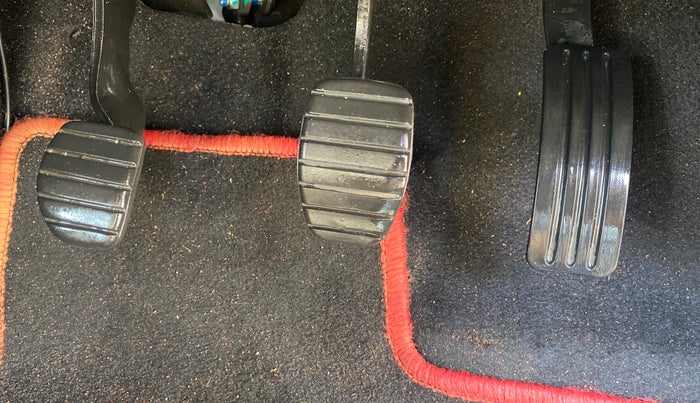 2020 Renault Duster RXZ 1.5 PETROL MT, Petrol, Manual, 24,555 km, Pedals