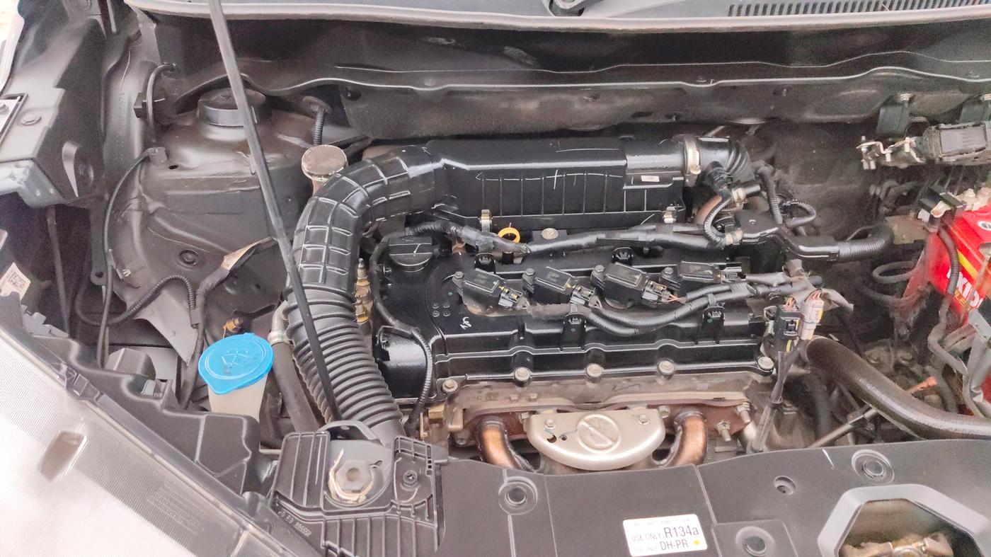 2021 Maruti XL6 ZETA AT, Petrol, Automatic, 39,650 km, Engine View - Right