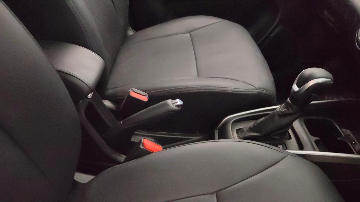 2021 Maruti XL6 ZETA AT, Petrol, Automatic, 39,650 km, Gear Lever