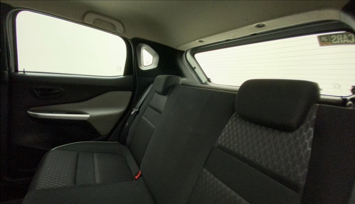 2022 Nissan MAGNITE XE, Petrol, Manual, 13,843 km, Right Side Rear Door Cabin