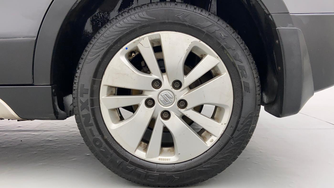 2015 Maruti S Cross DELTA 1.6, Diesel, Manual, 77,355 km, Left Rear Wheel