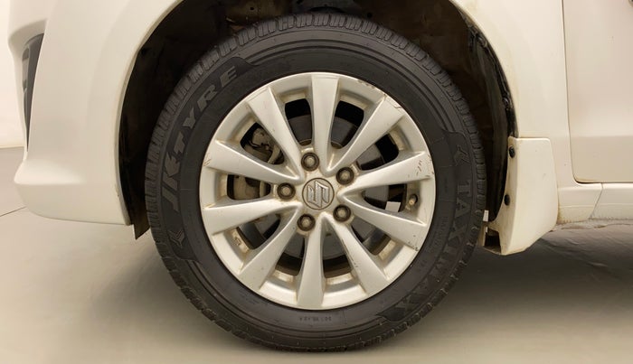 2015 Maruti Ertiga ZXI, Petrol, Manual, 86,046 km, Left Front Wheel