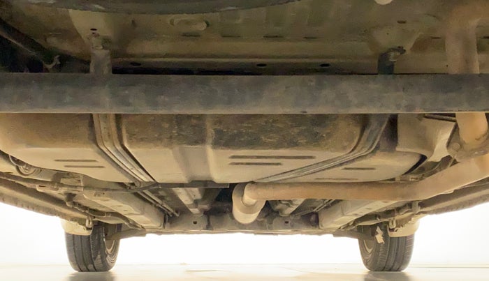 2015 Maruti Ertiga ZXI, Petrol, Manual, 86,046 km, Rear Underbody