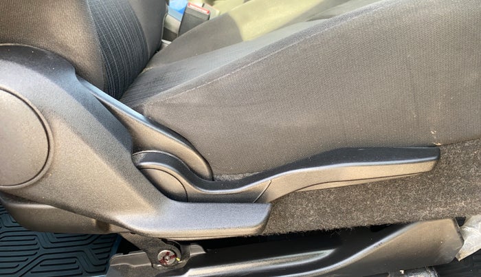 2022 Maruti Baleno ALPHA PETROL 1.2, Petrol, Manual, 70,544 km, Driver Side Adjustment Panel