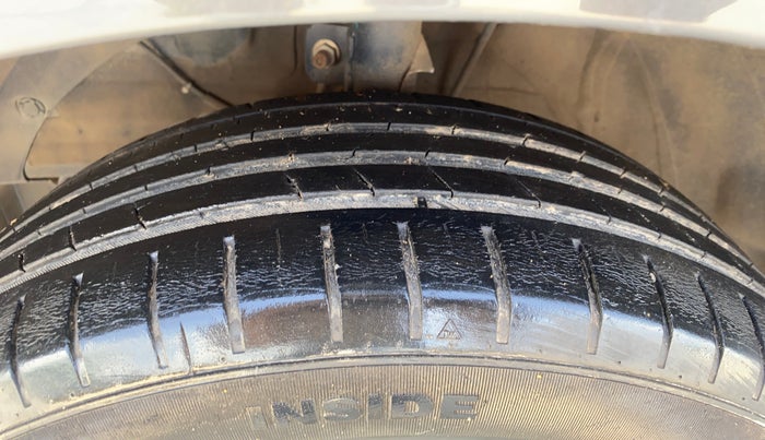 2022 Maruti Baleno ALPHA PETROL 1.2, Petrol, Manual, 70,544 km, Left Front Tyre Tread