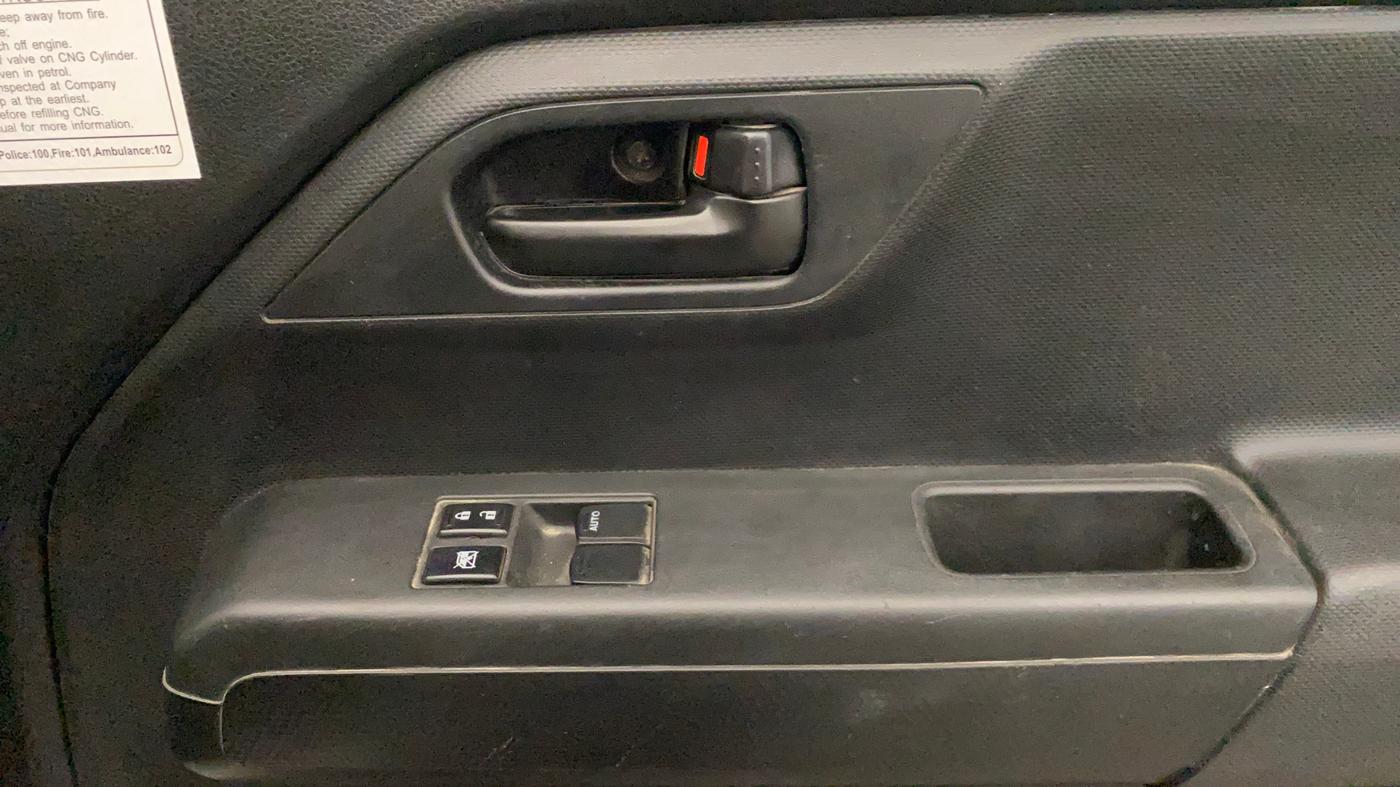2023 Maruti New Wagon-R LXI CNG 1.0, CNG, Manual, 76,451 km, Driver Side Door Panels Control