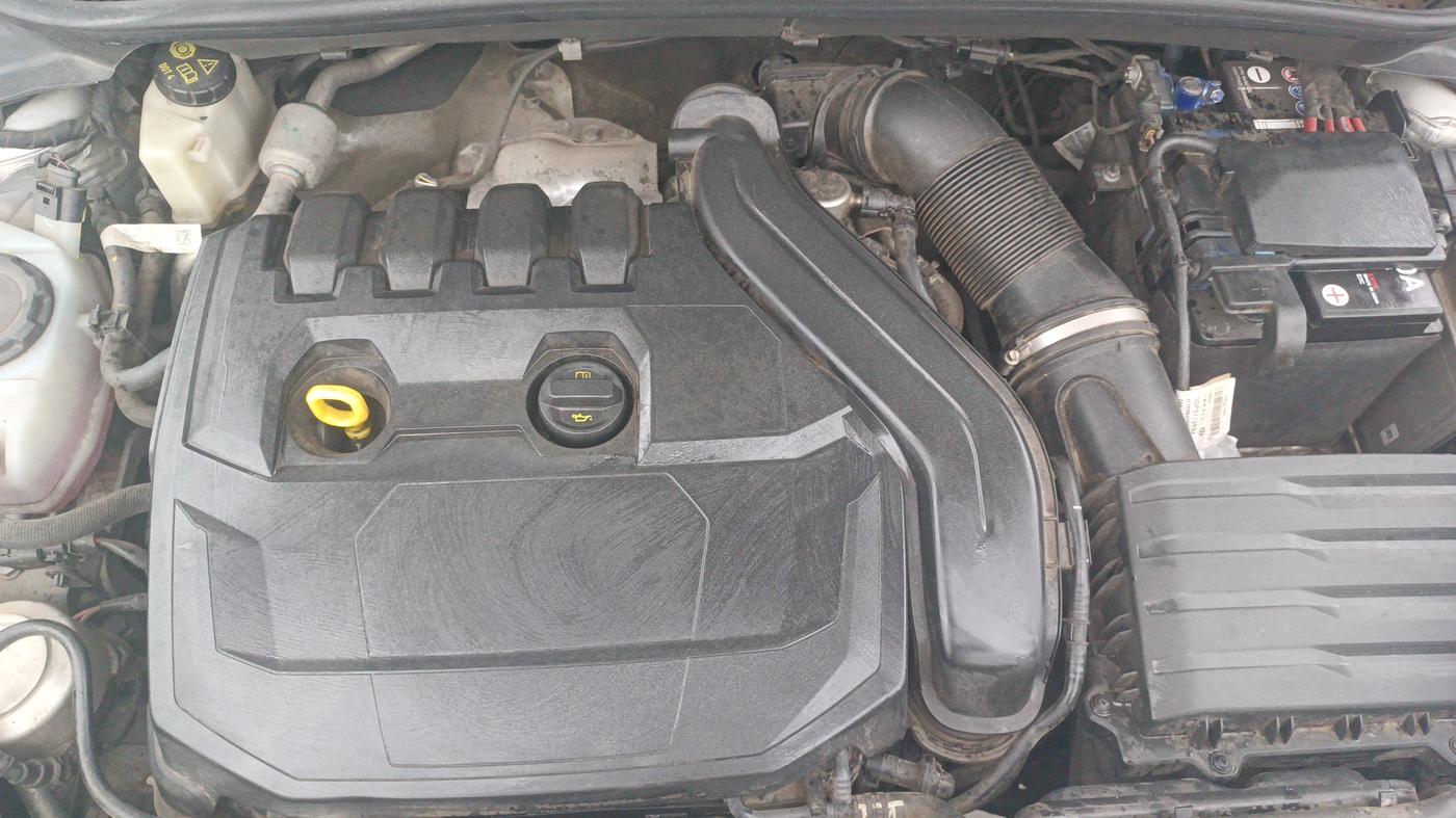 2024 Volkswagen TAIGUN GT PLUS 1.5 TSI DSG, Petrol, Automatic, 70,578 km, Engine View