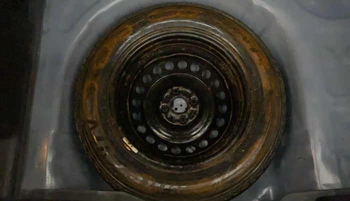 2017 Maruti Baleno ZETA PETROL 1.2, Petrol, Manual, 1,05,308 km, Spare Tyre