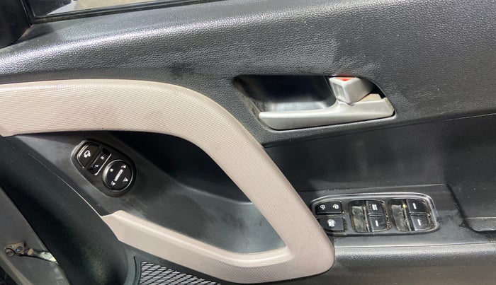 2019 Hyundai Creta SX 1.6 PETROL, Petrol, Manual, 87,319 km, Driver Side Door Panels Control