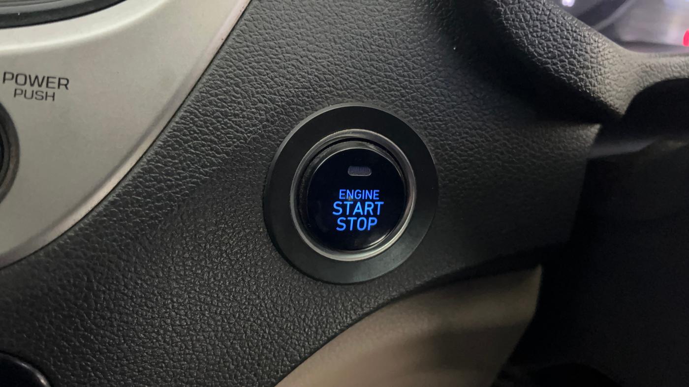 2019 Hyundai Verna 1.6 VTVT SX, Petrol, Manual, 76,303 km, Keyless Start/ Stop Button